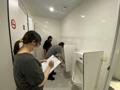結合職場提供具體服務或後續就業相關建議