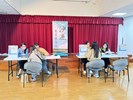 徵才廠商與求職民眾面試情形-1