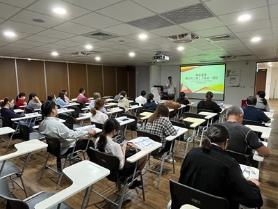 去-113-年度協助職災勞工重返職場說明會-中山醫學大學附設醫院職能治療師授課_0