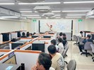 老師講解課程目標與大綱