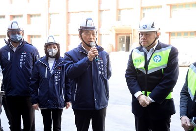 市府副秘書長張大春致詞