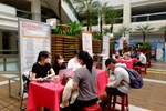 13公司人資向求職民眾說明薪資福利等