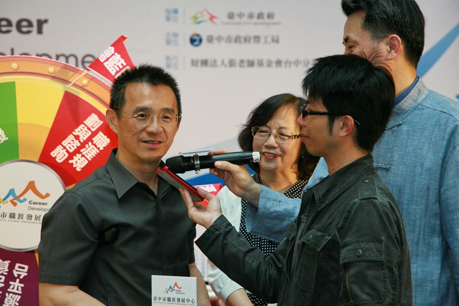 徐副市長接受訪問