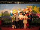 胡市長與歌唱比賽個人組得獎者合照