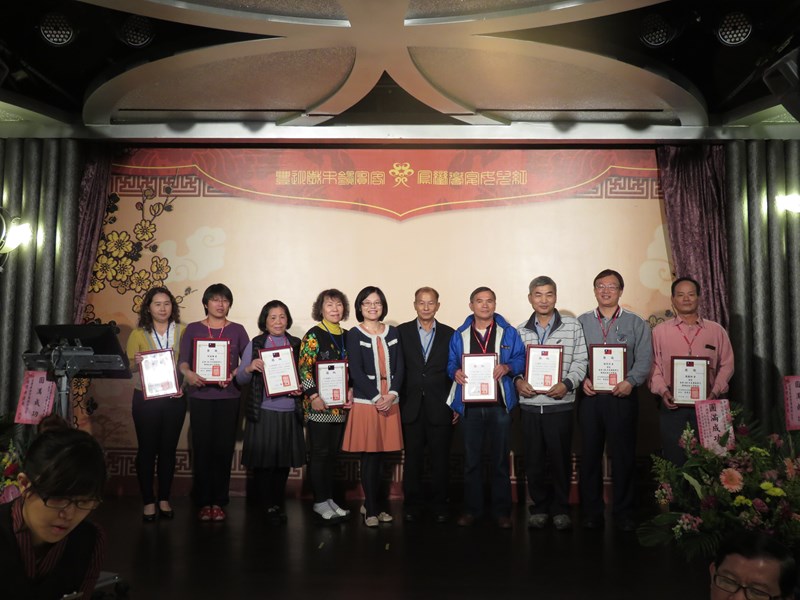 黃局長出席臺中市農耕工作業職業工會表揚模範勞工活動