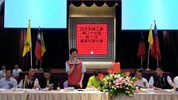 廖副局長向台中市總工會會員代表致意