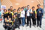 市長與扯鈴小朋友合照